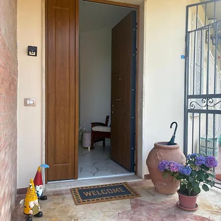 Апартаменти L&a Vico Alto House